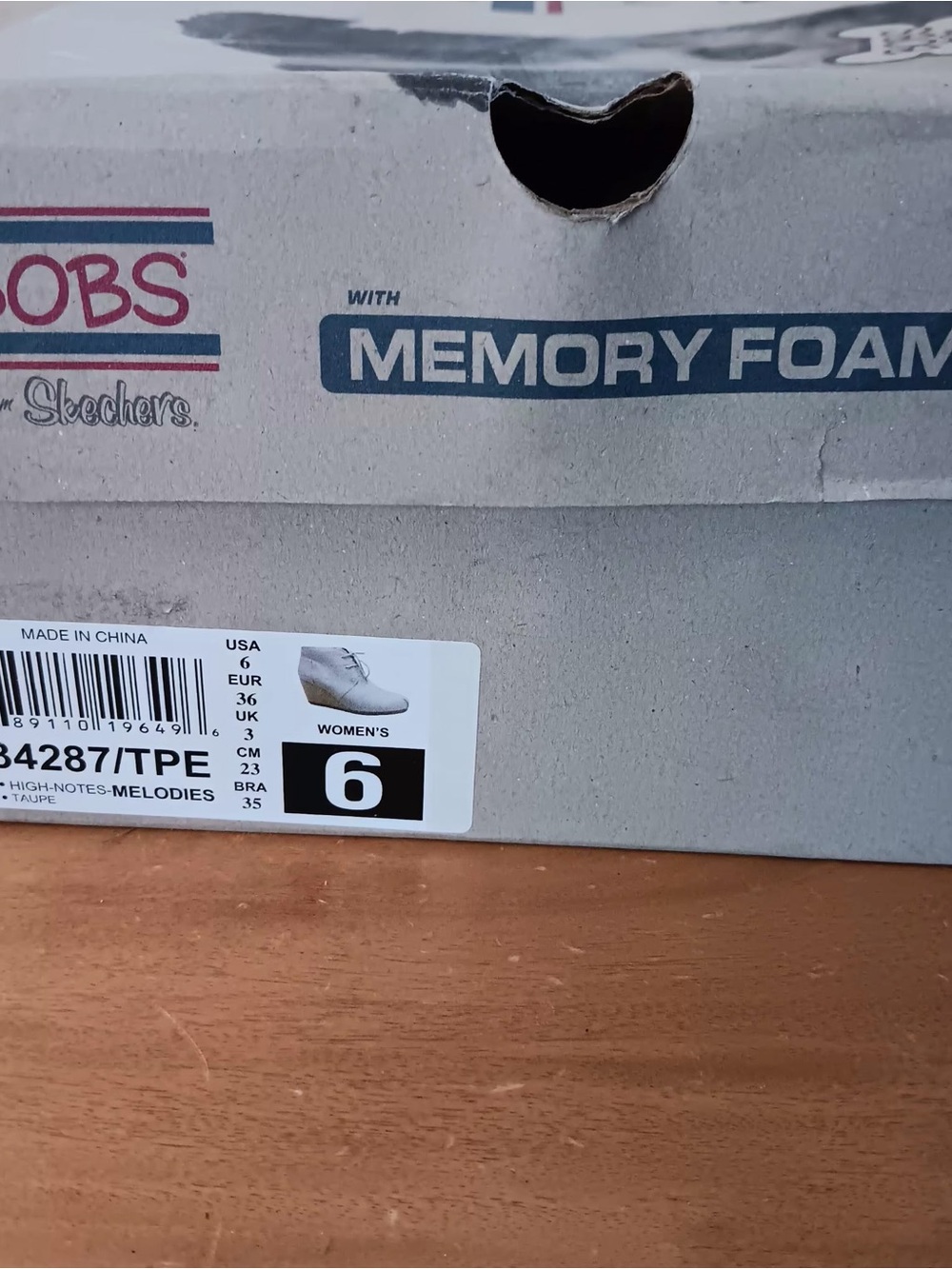 Skechers BOBS Memory Foam Shoe Box - Gray